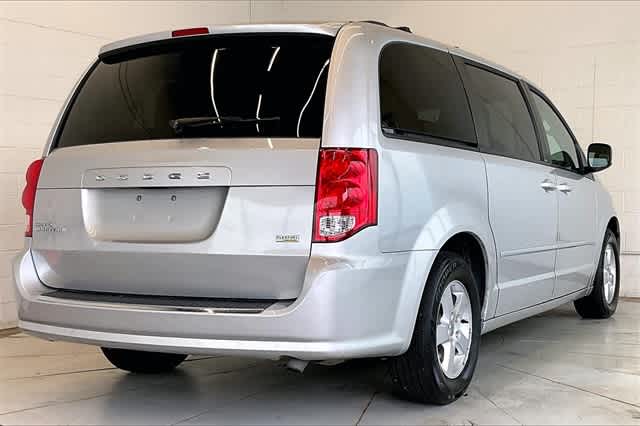 Thumbnail: 2012 Dodge Grand Caravan - 21