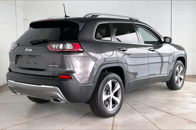 Thumbnail: 2021 Jeep Cherokee - 24