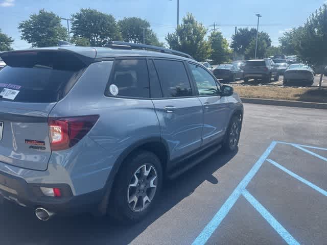 Thumbnail: 2022 Honda Passport - 6