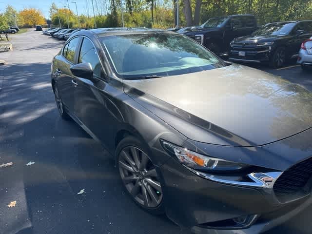 2021 Mazda Mazda3 Preferred photo 3