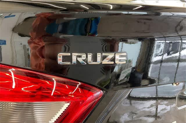 Thumbnail: 2019 Chevrolet Cruze - 34