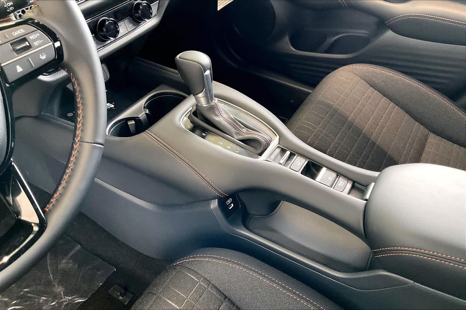 2027 Honda HR-V Sport - Photo 17