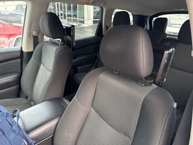 Thumbnail: 2020 Nissan Pathfinder - 11