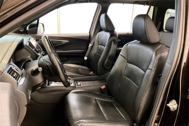 Thumbnail: 2019 Honda Passport - 12