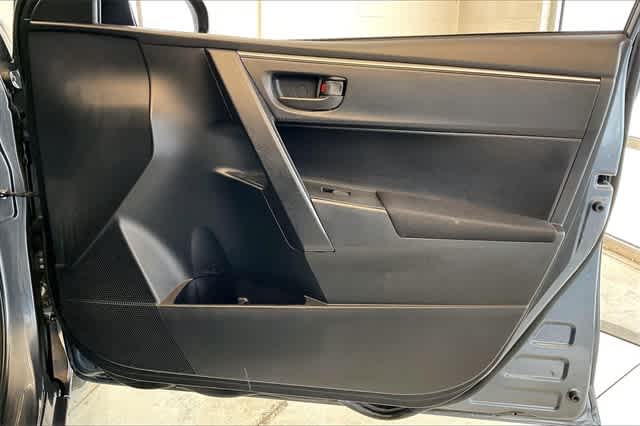 Thumbnail: 2014 Toyota Corolla - 31