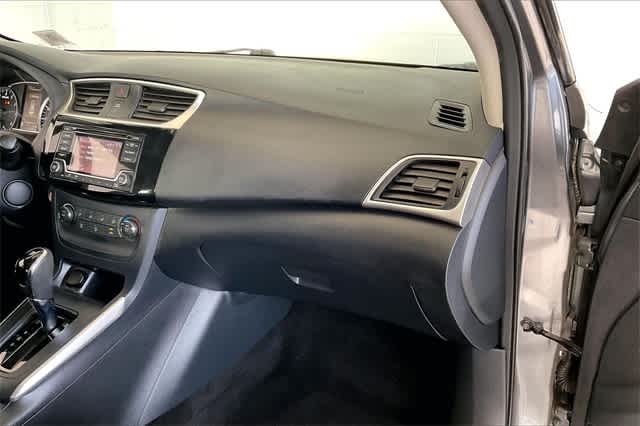 Thumbnail: 2017 Nissan Sentra - 25