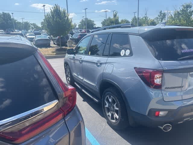 Thumbnail: 2022 Honda Passport - 8