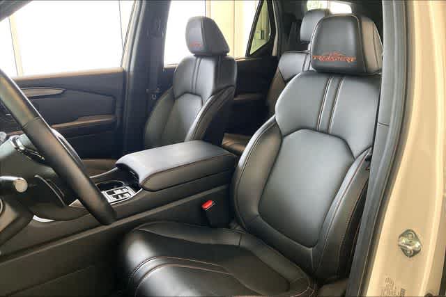 Thumbnail: 2025 Honda Pilot - 12