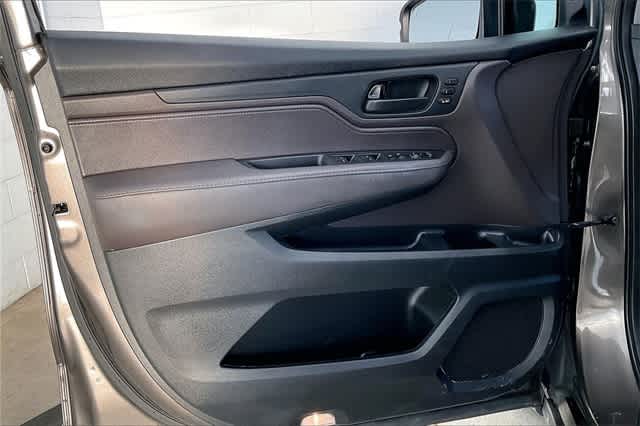 Thumbnail: 2019 Honda Odyssey - 30