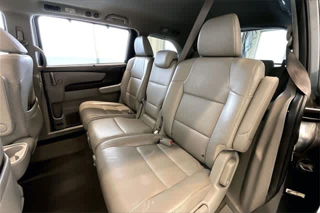 Thumbnail: 2012 Honda Odyssey - 13