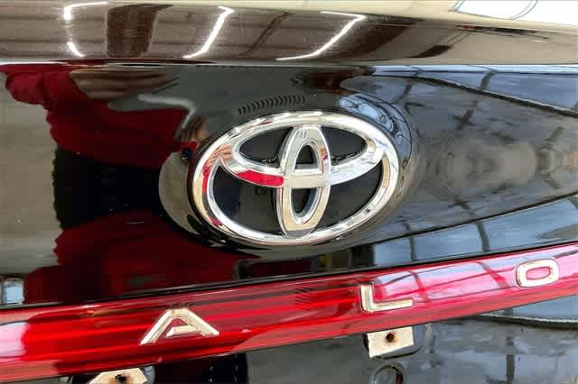 Thumbnail: 2019 Toyota Avalon - 36