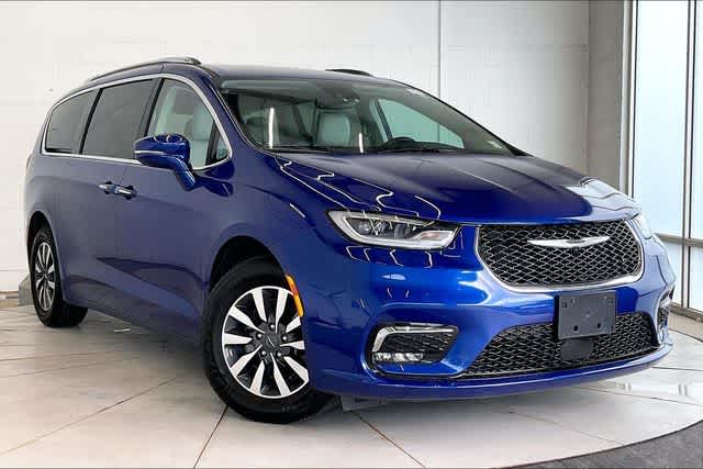 Thumbnail: 2021 Chrysler Pacifica - 23