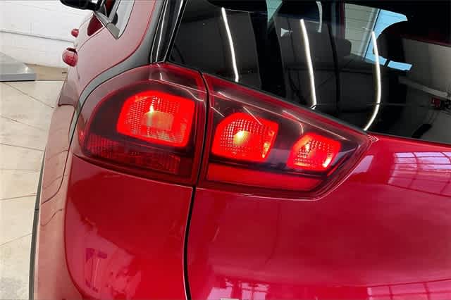 Thumbnail: 2020 Kia Niro - 33