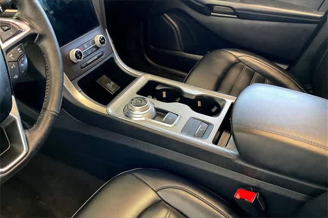 Thumbnail: 2021 Ford Edge - 18