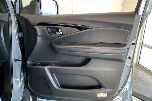 Thumbnail: 2023 Honda Ridgeline - 31