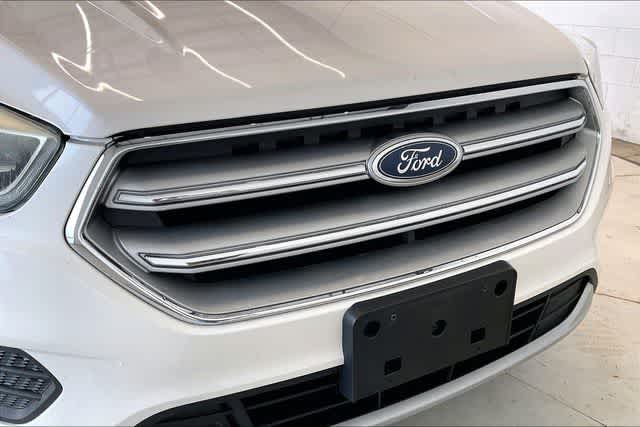 Thumbnail: 2017 Ford Escape - 34