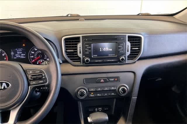 Thumbnail: 2017 Kia Sportage - 17