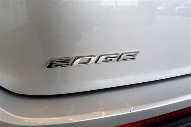 Thumbnail: 2015 Ford Edge - 35