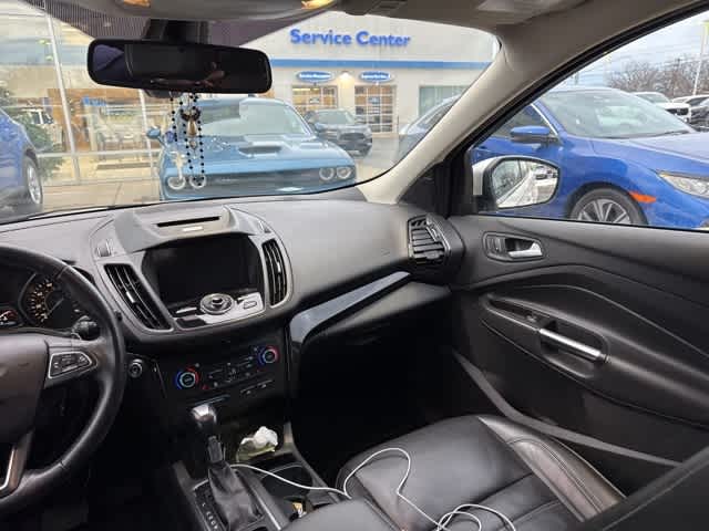 Thumbnail: 2017 Ford Escape - 9