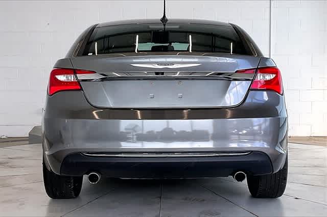 Thumbnail: 2012 Chrysler 200 - 6