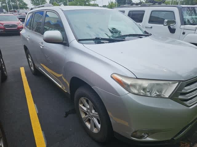 Thumbnail: 2012 Toyota Highlander - 8