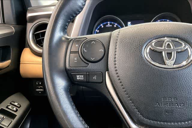 Thumbnail: 2018 Toyota RAV4 - 26