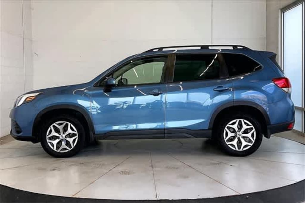 Used 2022 Subaru Forester Premium SUV