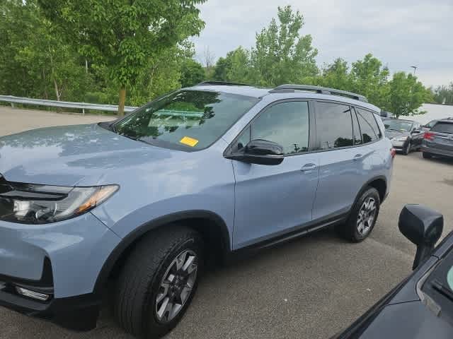 Thumbnail: 2022 Honda Passport - 2