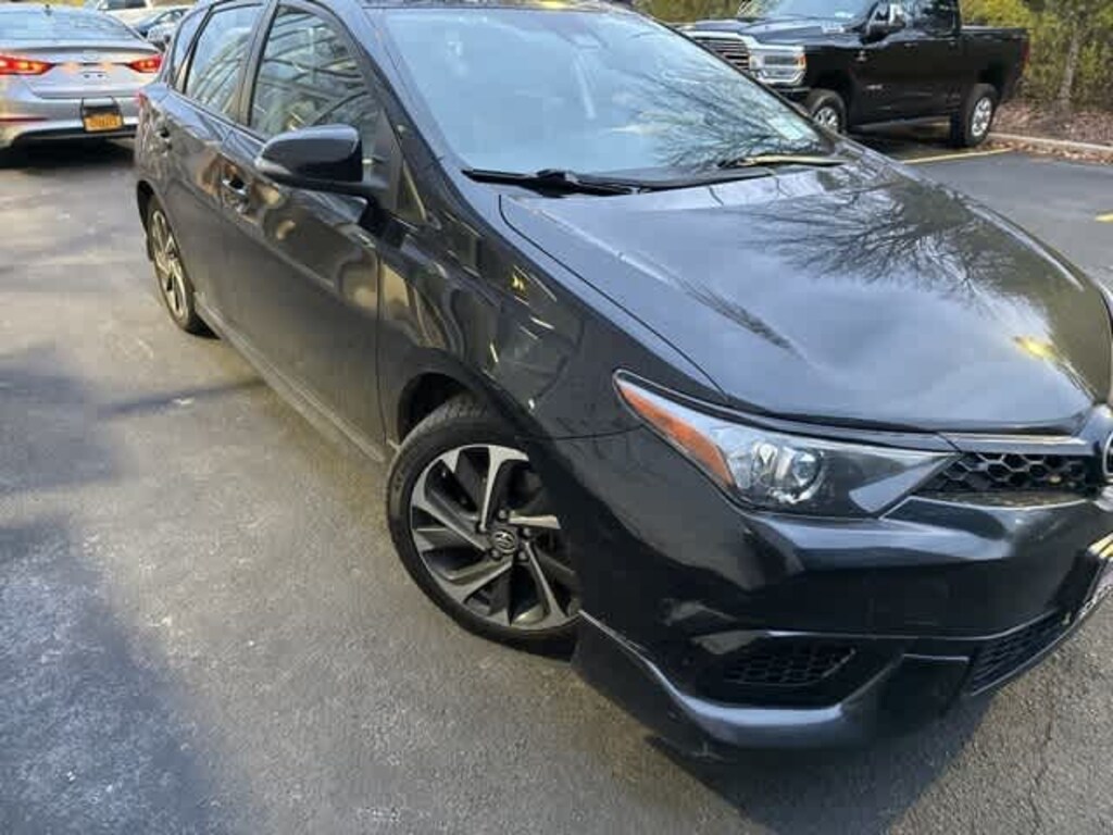 Used 2017 Toyota Corolla iM Base Hatchback