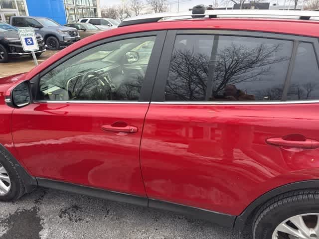 Thumbnail: 2015 Toyota RAV4 - 8