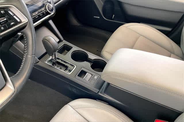 Thumbnail: 2018 Subaru Legacy - 18