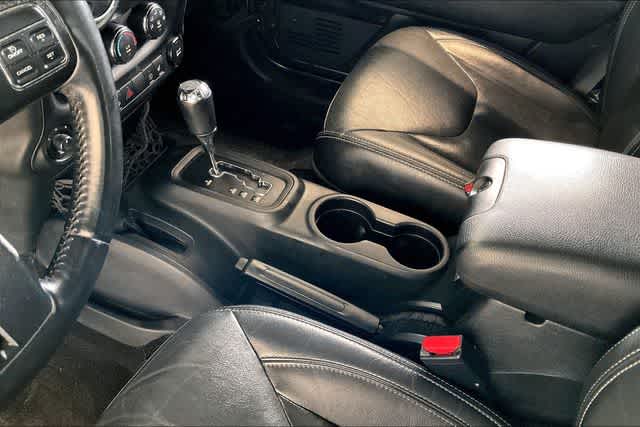 Thumbnail: 2016 Jeep Wrangler - 18
