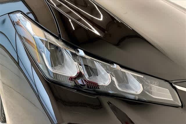 Thumbnail: 2019 Toyota Avalon - 32