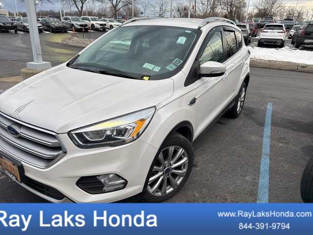 2017 Ford Escape Titanium's photo