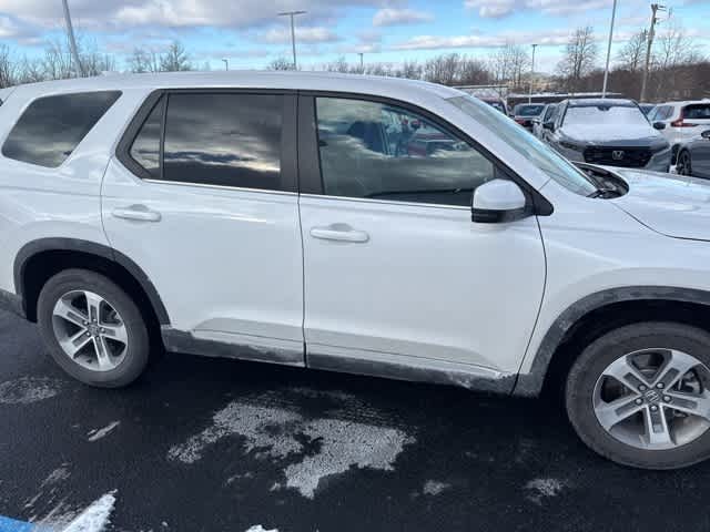 Thumbnail: 2024 Honda Pilot - 4