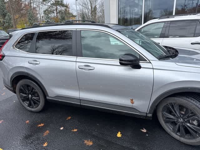 2023 Honda CR-V Hybrid Sport Touring photo 4