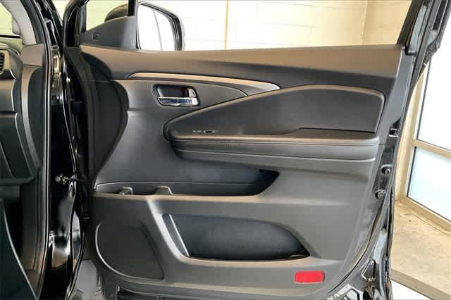 Thumbnail: 2022 Honda Pilot - 30