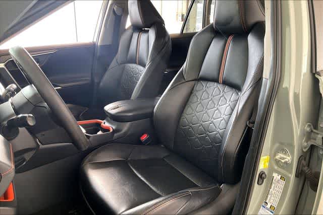 Thumbnail: 2019 Toyota RAV4 - 12