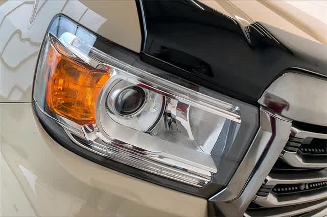 Thumbnail: 2022 GMC Canyon - 32