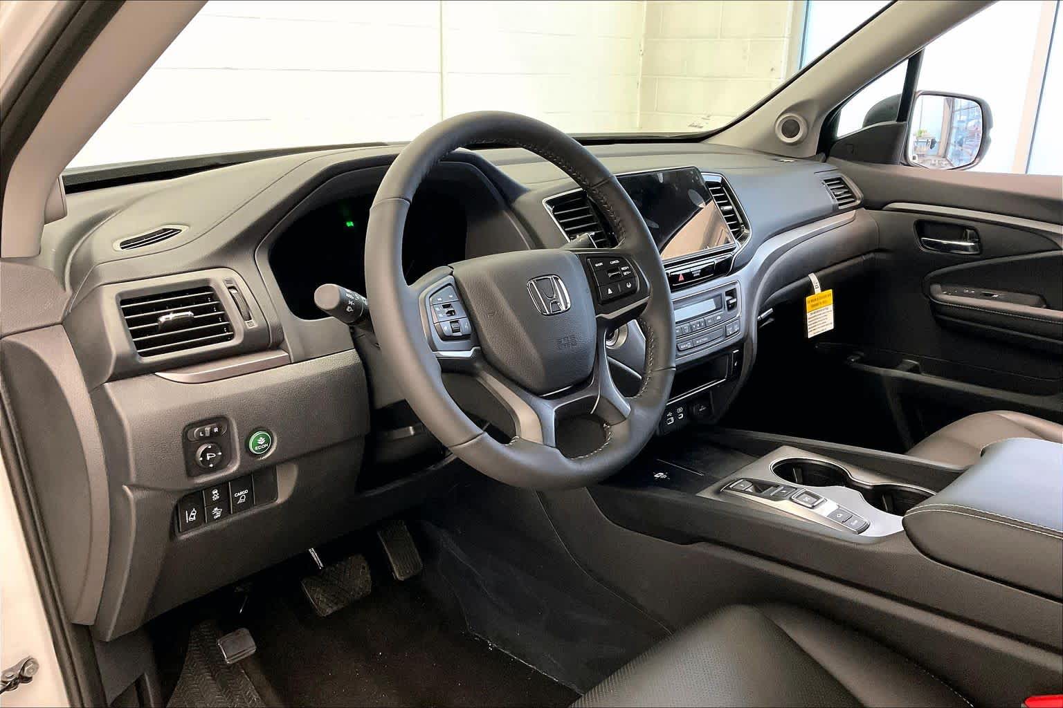 Thumbnail: 2026 Honda Ridgeline - 2