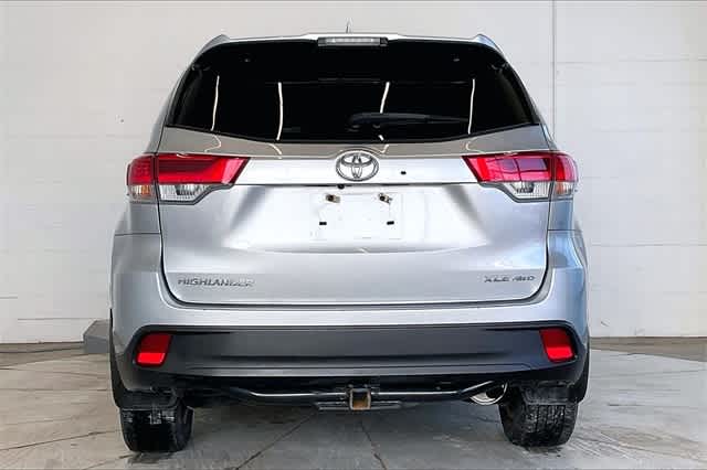 Thumbnail: 2018 Toyota Highlander - 6
