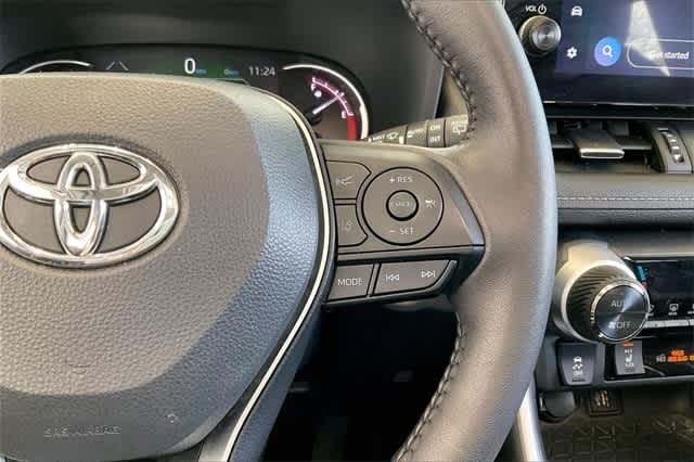 Thumbnail: 2023 Toyota RAV4 - 28