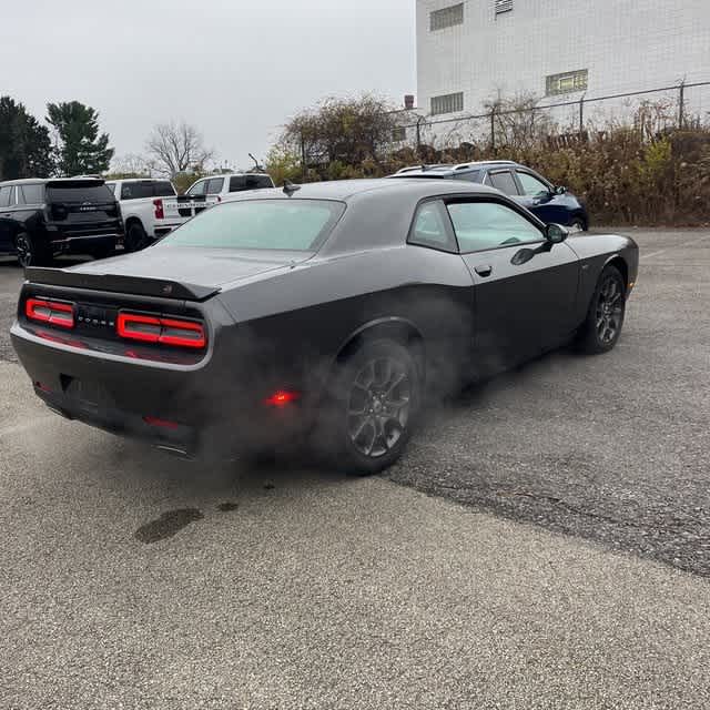 2018 Dodge Challenger GT photo 2