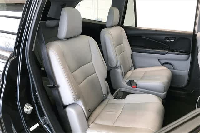 Thumbnail: 2016 Honda Pilot - 12