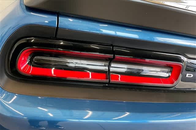 Thumbnail: 2022 Dodge Challenger - 32