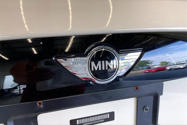 Thumbnail: 2017 MINI Cooper Convertible - 34