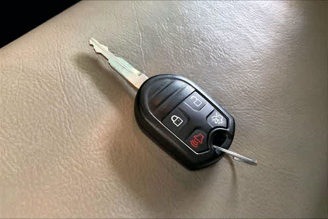 Thumbnail: 2014 Ford Explorer - 21