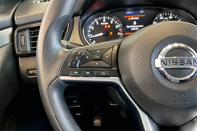 Thumbnail: 2019 Nissan Rogue Sport - 27
