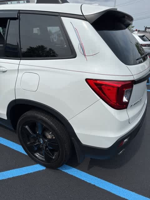 Thumbnail: 2021 Honda Passport - 10