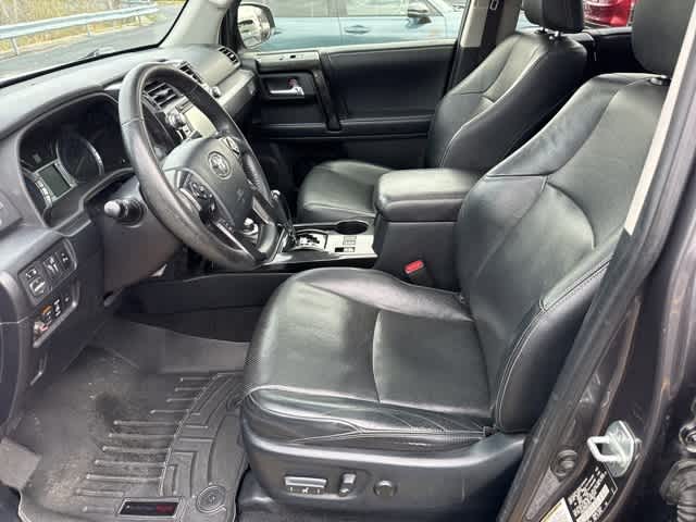 Thumbnail: 2019 Toyota 4Runner - 12